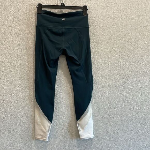 Athleta Colorblock Salutation 7/8 Length Mesh Tights in Abyss Green Size XS - Picture 6 of 10